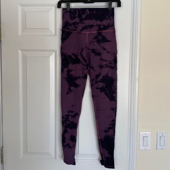 Electric & Rose Pants - Electric & rose crystalline leggings